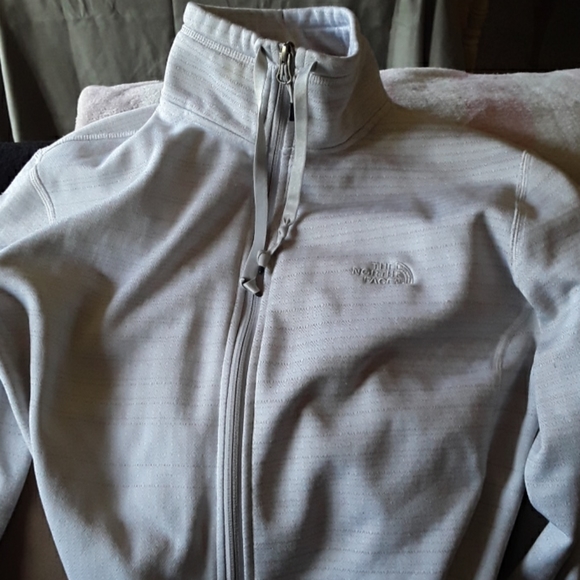 North face lightweight zip up - Picture 1 of 6